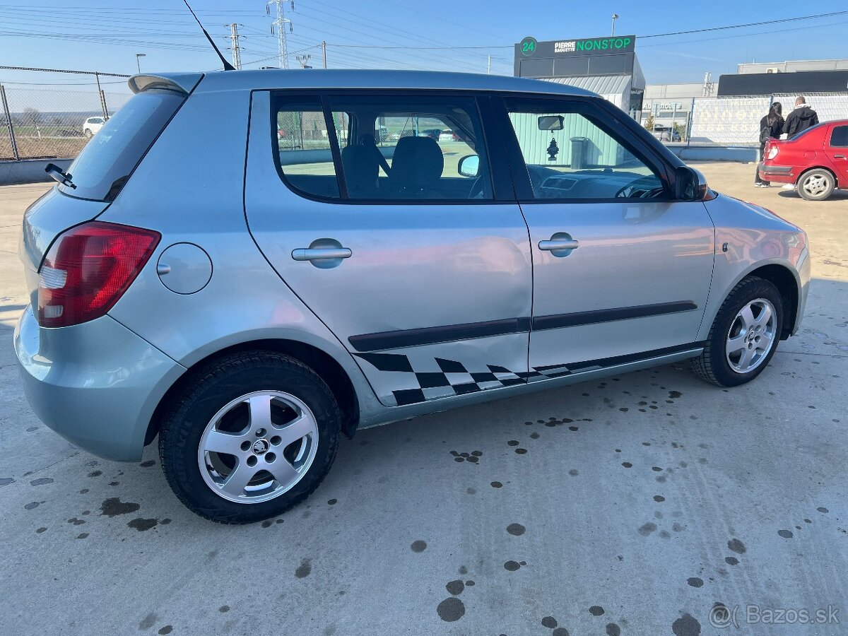 Skoda fabia 2 - 3