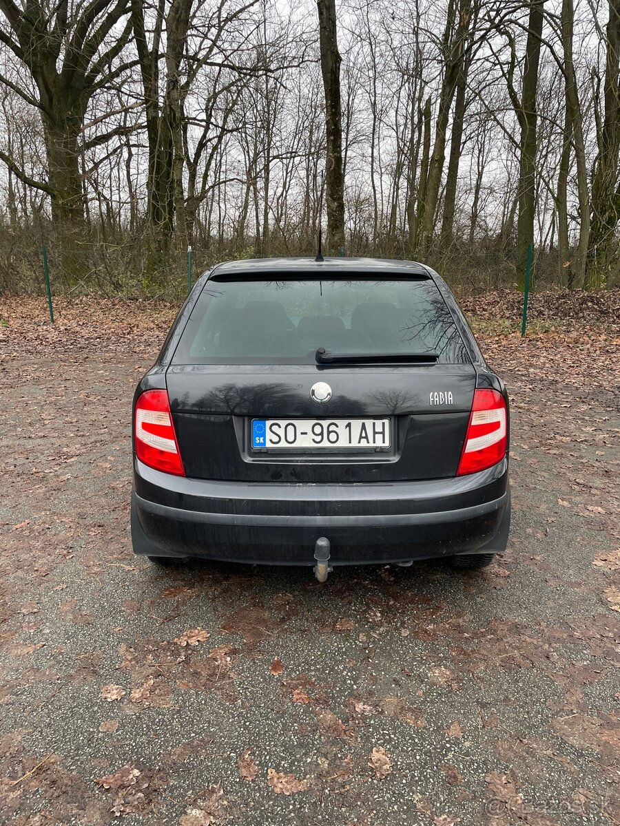 Predám ŠKODA FABIA 1.2HTP Sportline - 3