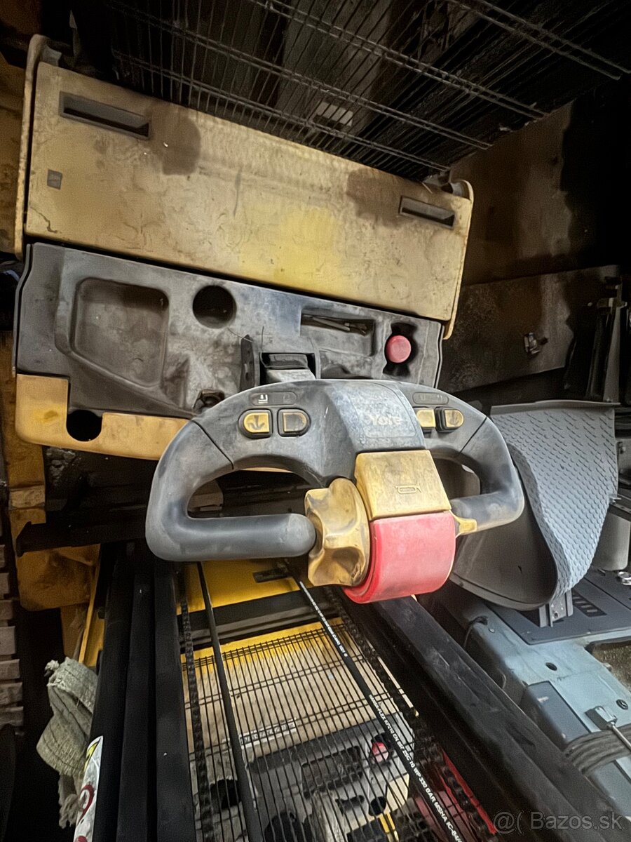 Vozík/ Voziky Yale - 3