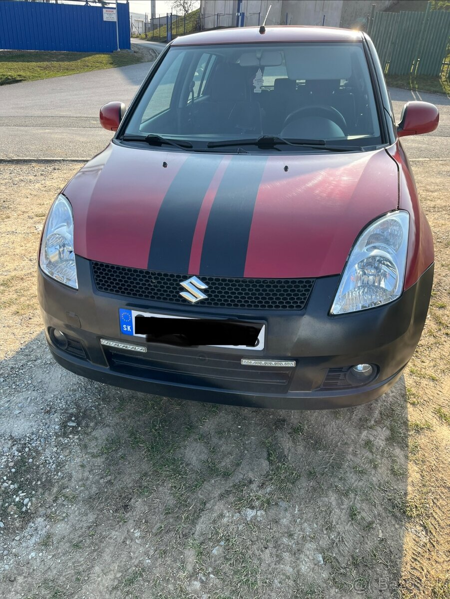 Predám Suzuki Swift 1.3 benzín r.v 2007 - 3
