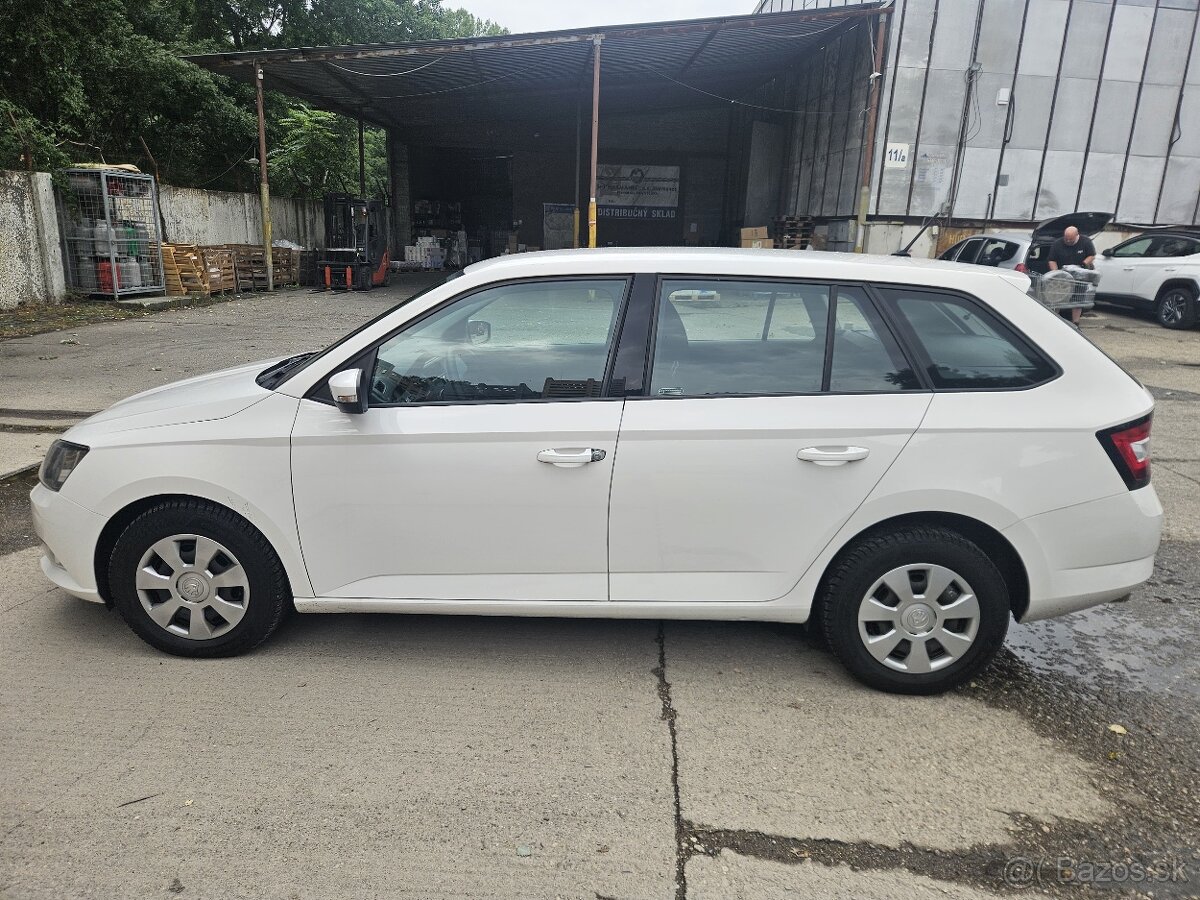 Prenajom Škoda Fabia Combi - 3