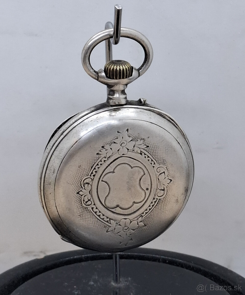 Predám funkčné starožitné vreckové hodinky Remontoir cylindr - 3