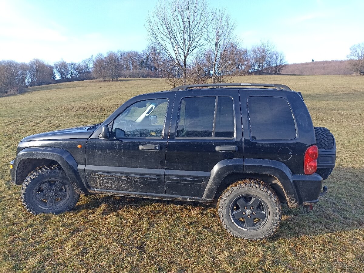 Jeep cherokee kj 2,5 CRD 4x4 - 3