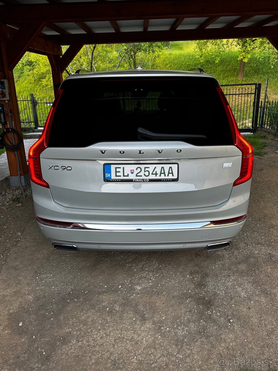 Volvo XC90 T8 AWD RECHARGE - 3