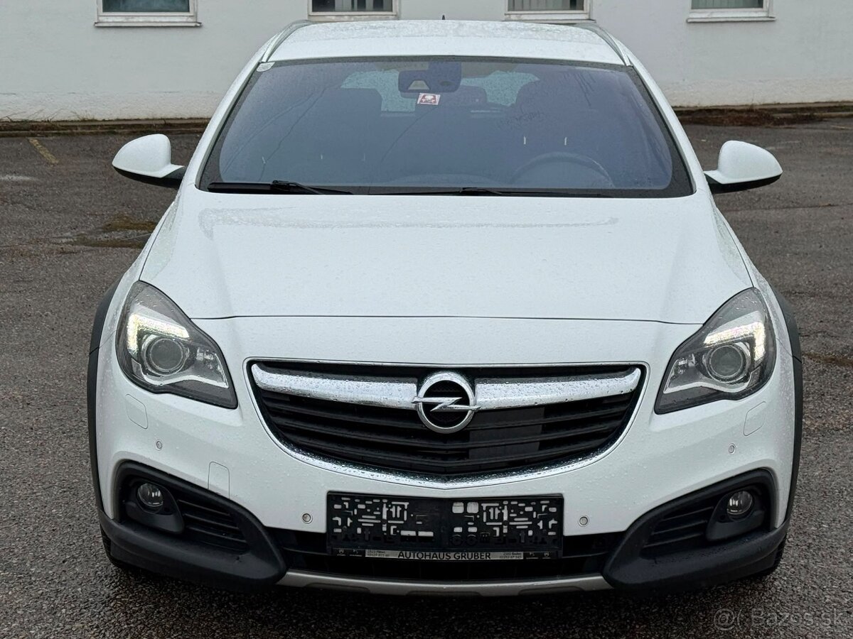 Opel Insignia Country Tourer - 3