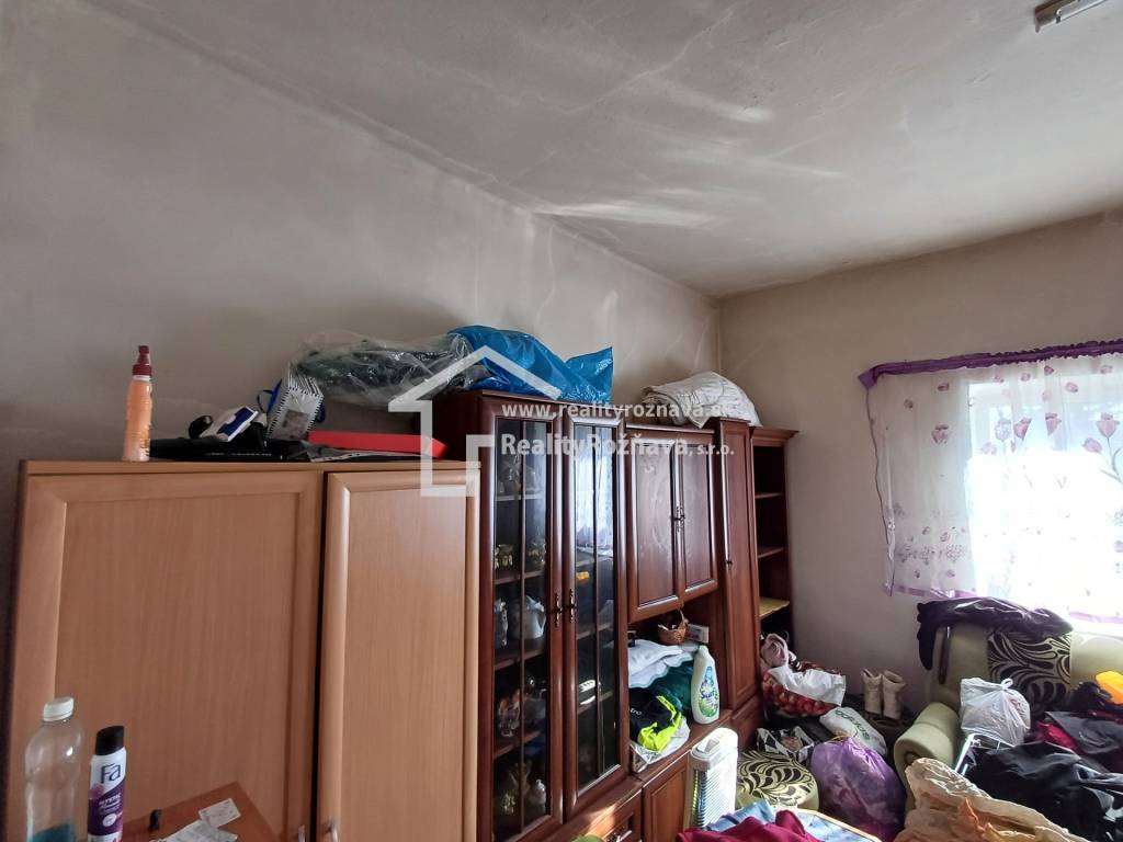 1 izbový Banícky dom na Rožňavskej Bani. - 3