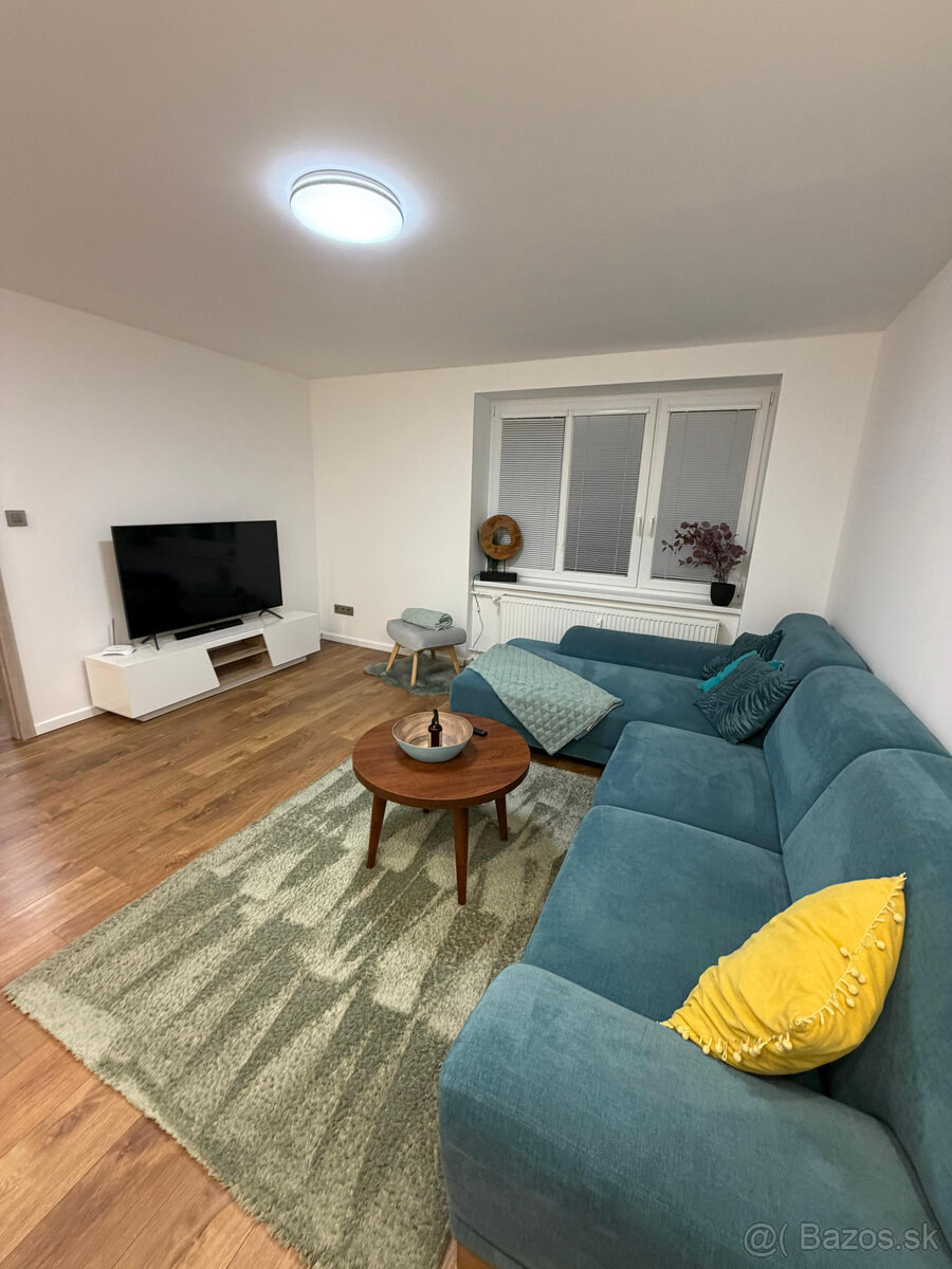 Zariadený moderný 2 izbový byt Pribinove sady - 3