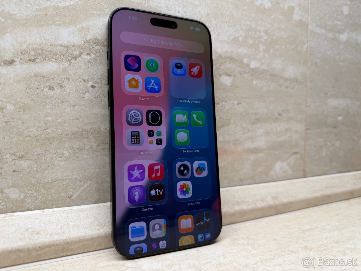 iPhone 16 Pro Max 256GB Black Titanium - 3