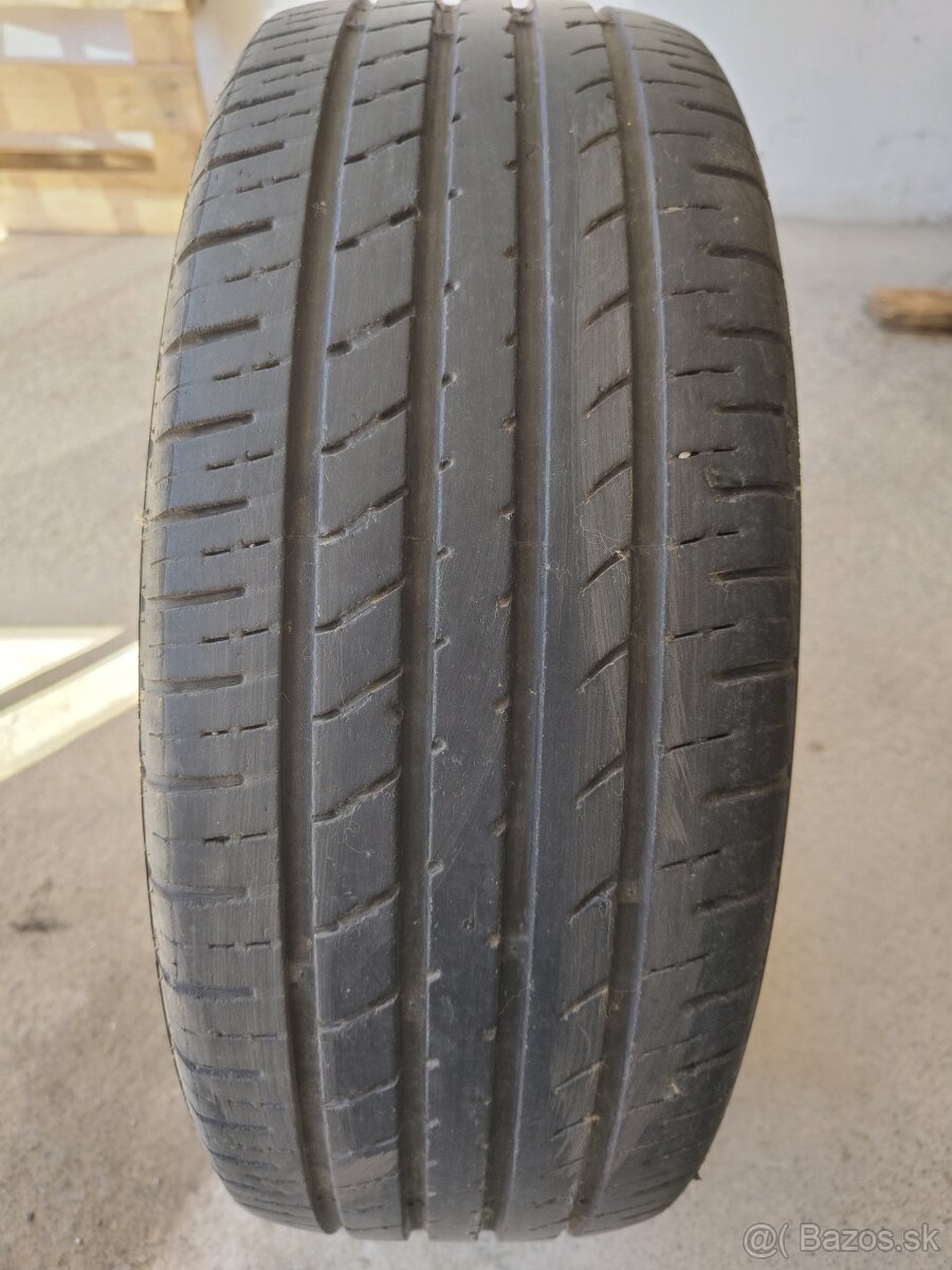 Gumy 205/60 R16 - 3