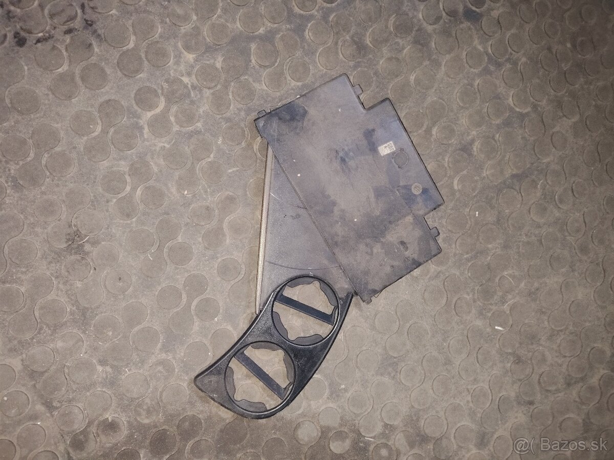 Nápojovník Volkswagen Passat B5 5 - 3