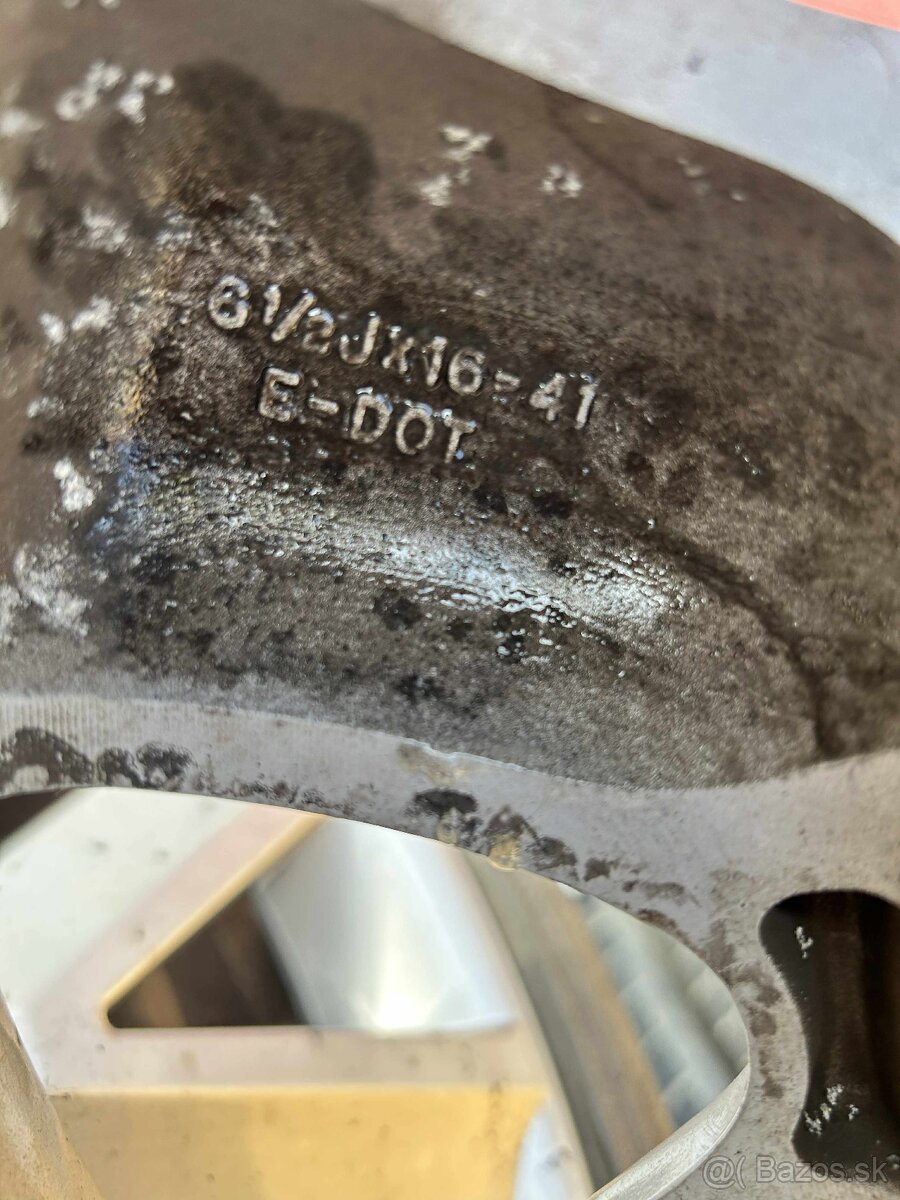 Disky originál Hyundai Tucson R16 sada - 4ks - 3