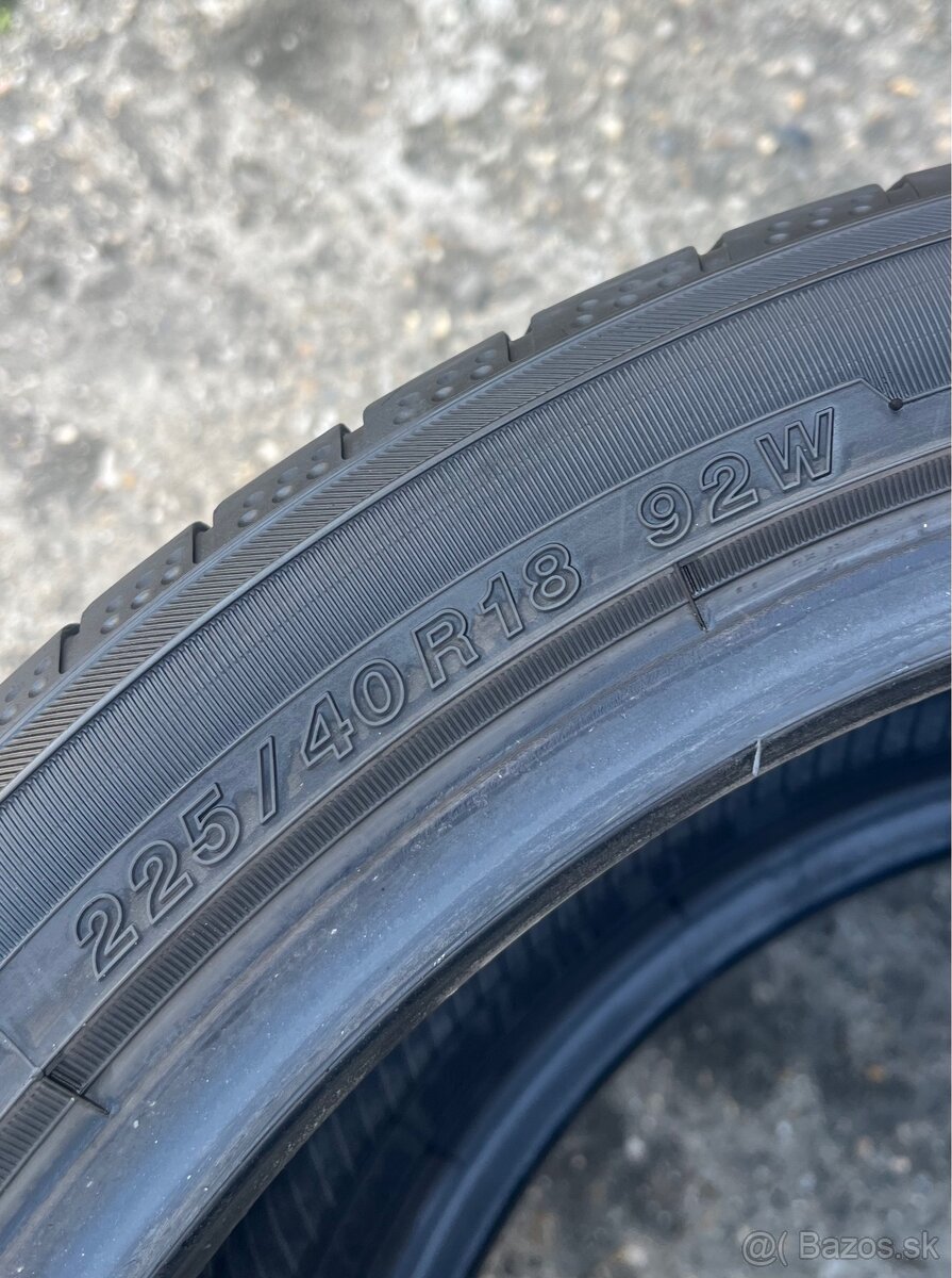 225/40 R18 Letne Yokohama 4ks - 3