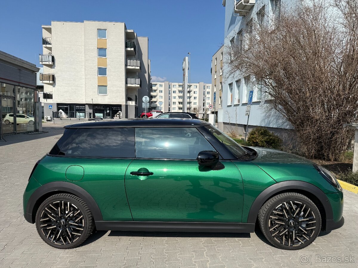 MINI COOPER Race Green netto 24300EUR - 3