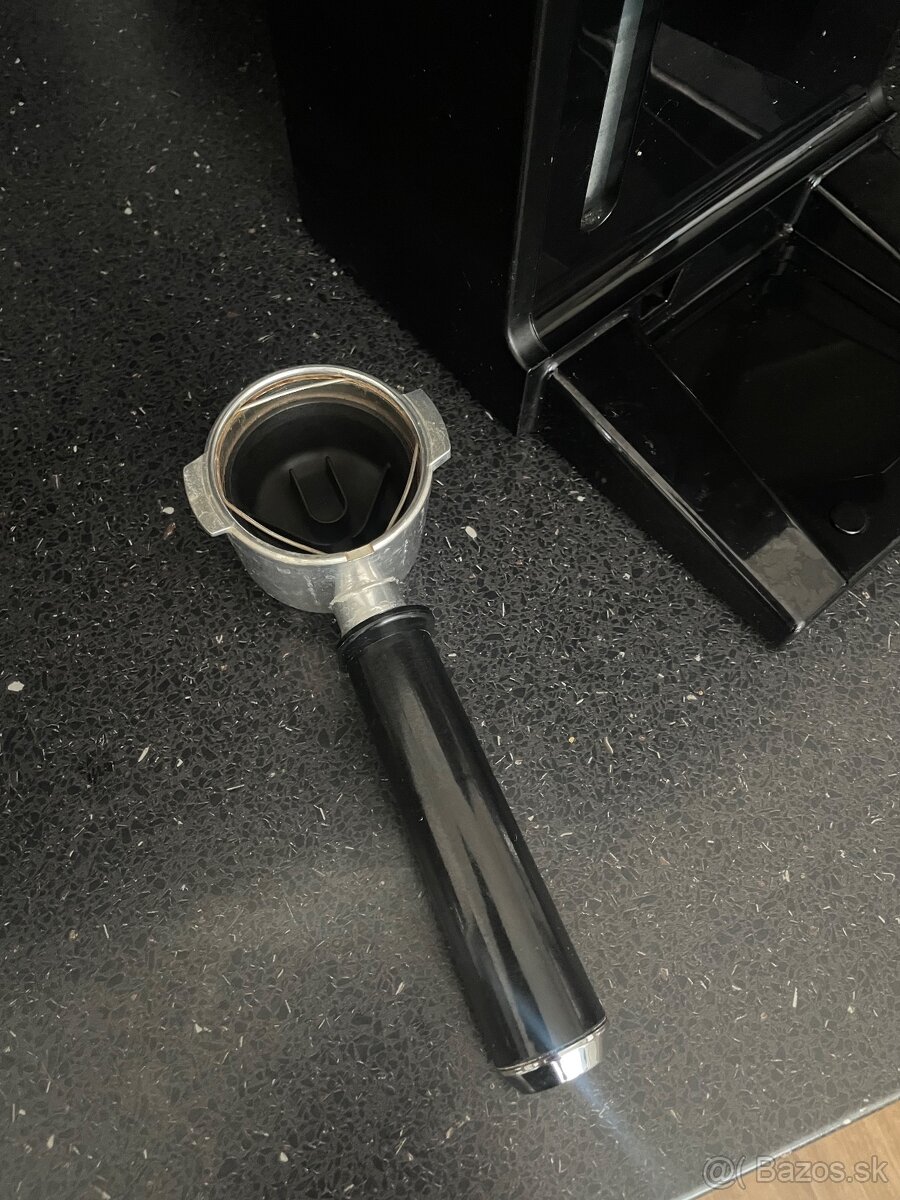 Pákový kávovar De’Longhi - 3