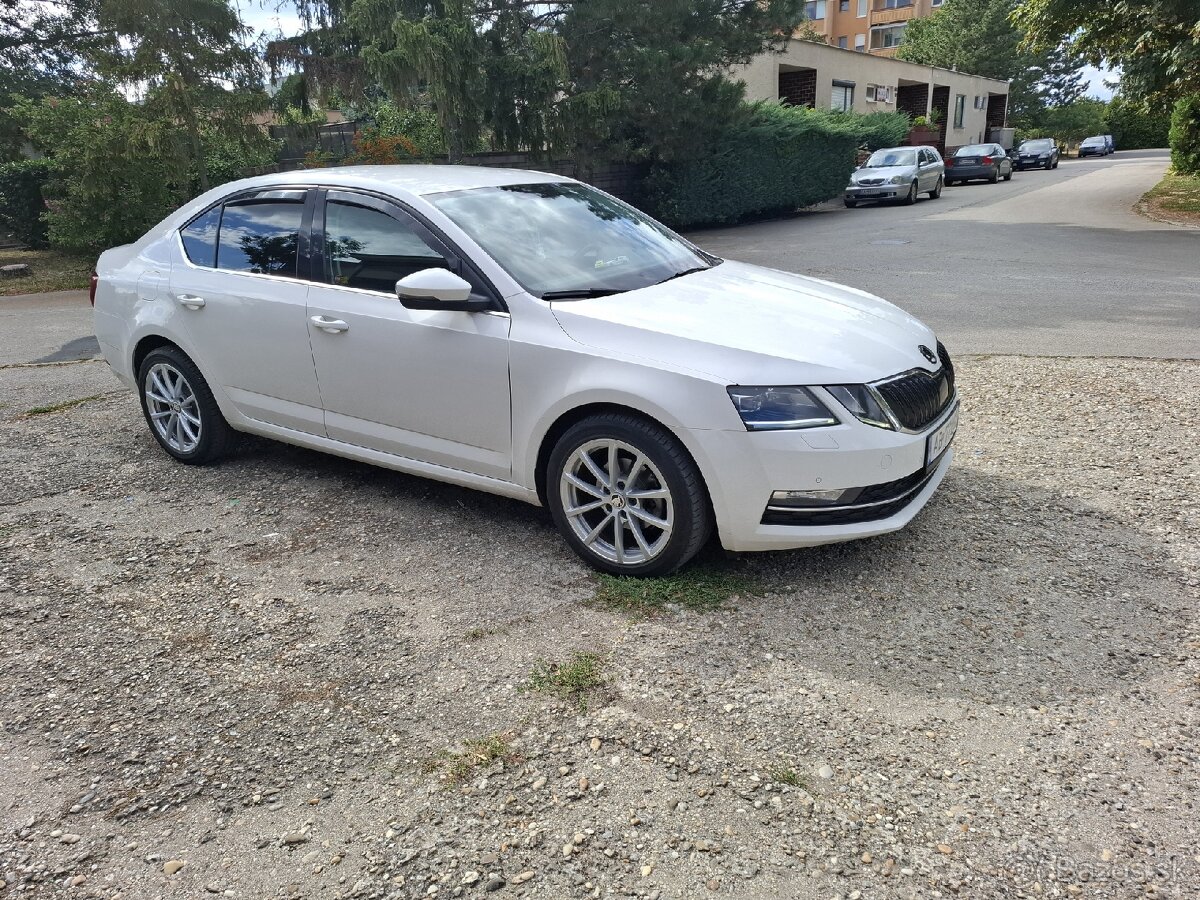 Predám krásnu octaviu 1.6tdi 85kw - 3