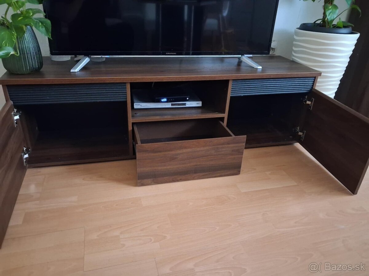 Obývačkový nábytok + jedálenský stôl - 3