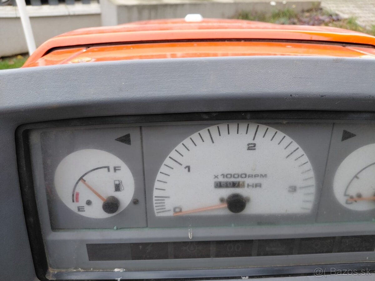 Malotraktor Kubota - 3