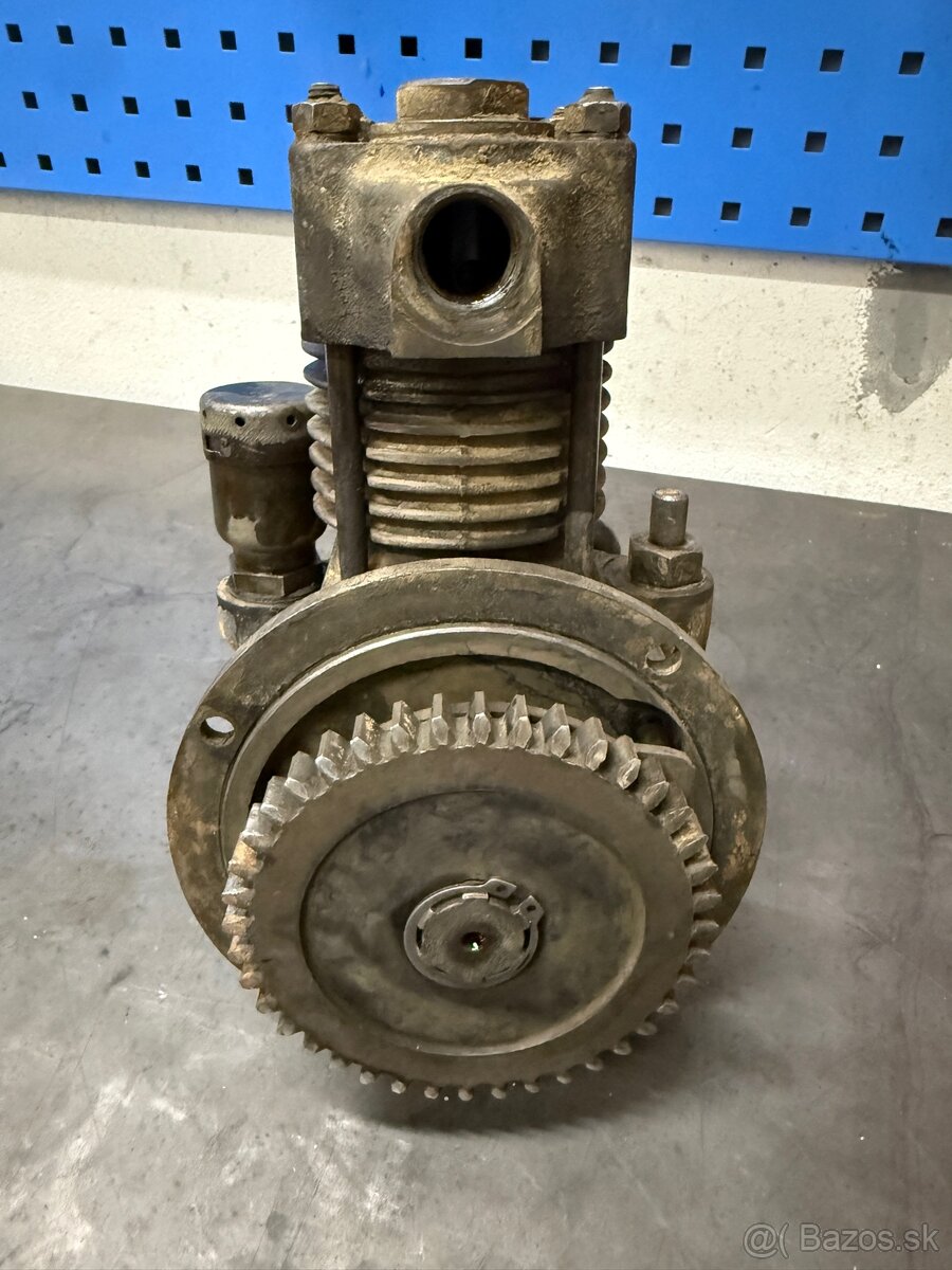 Kompresor Zetor25 - 3