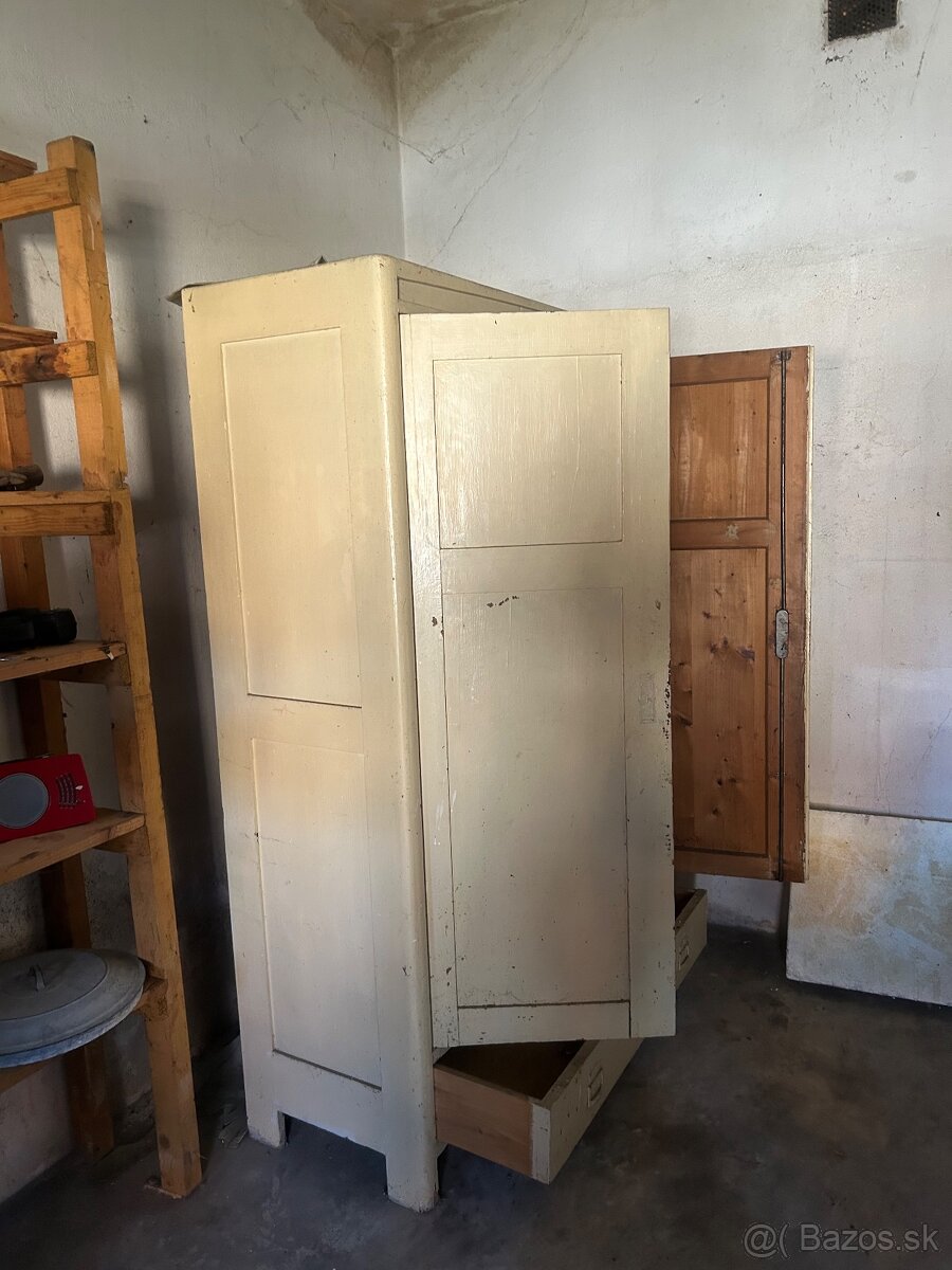 Starozitna skrina - 3