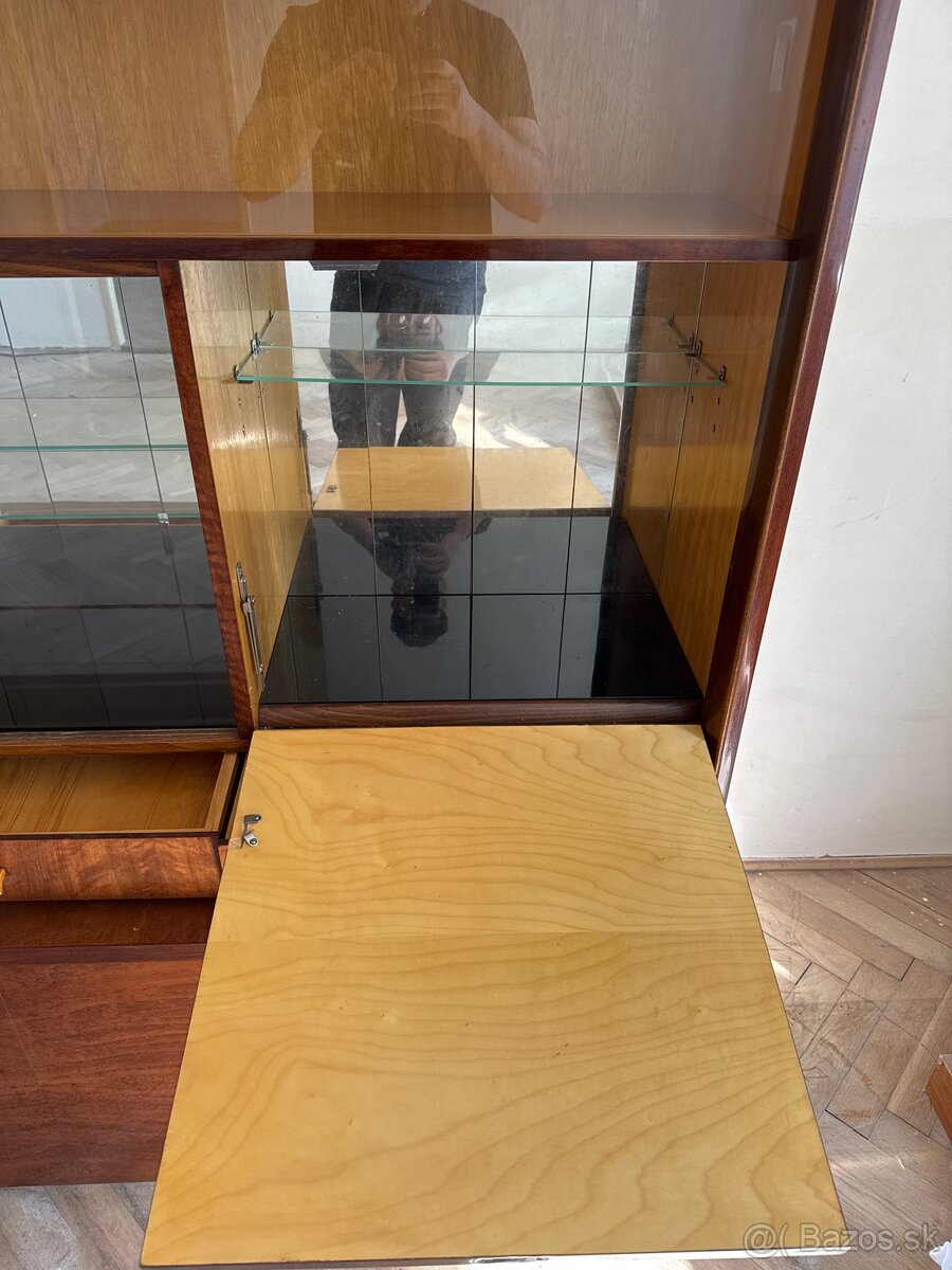 Starožitný nábytok - 3