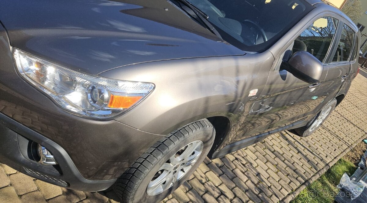 Mitsubishi ASX - 3