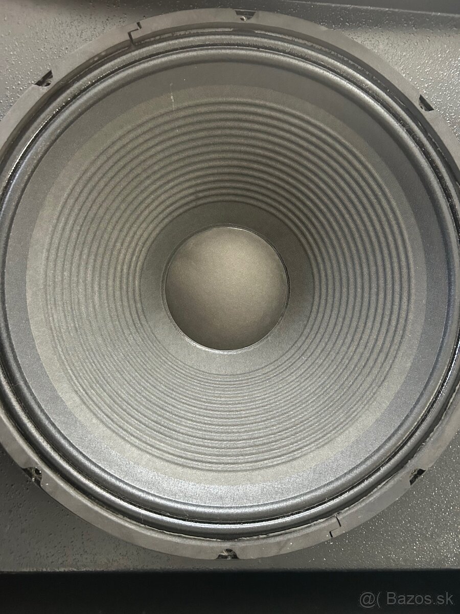 Reproduktory 18" Mackie - 3