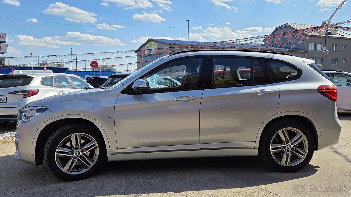 BMW X1 xDrive20i 141KW Mpacket - 3