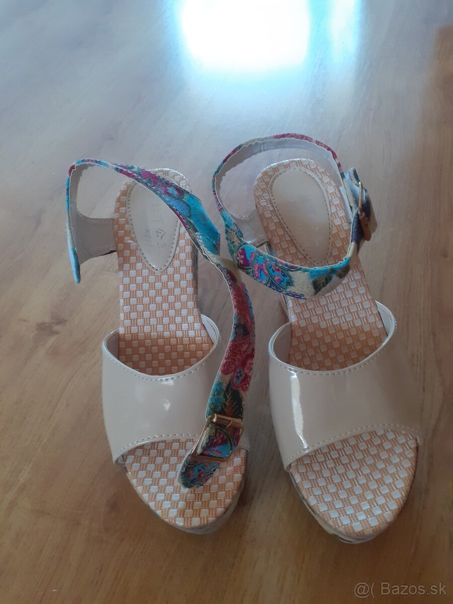 Sandalky - 3