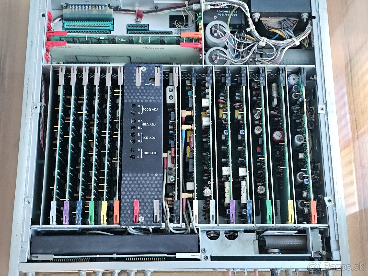 Hewlett Packard 4271B 1MHz Digital LCR - 3