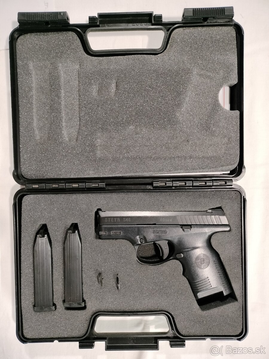 Pištoľ STEYR S40 - 3