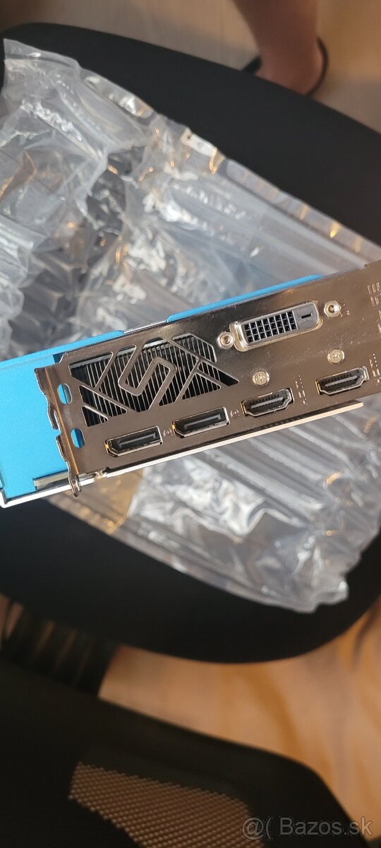 Predám grafiku SAPPHIRE Nitro+ RX580 8GB GDDR5 - 3