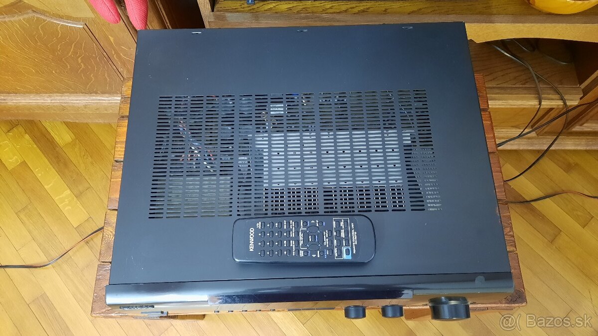 Kenwood KRF-V5020 - 3
