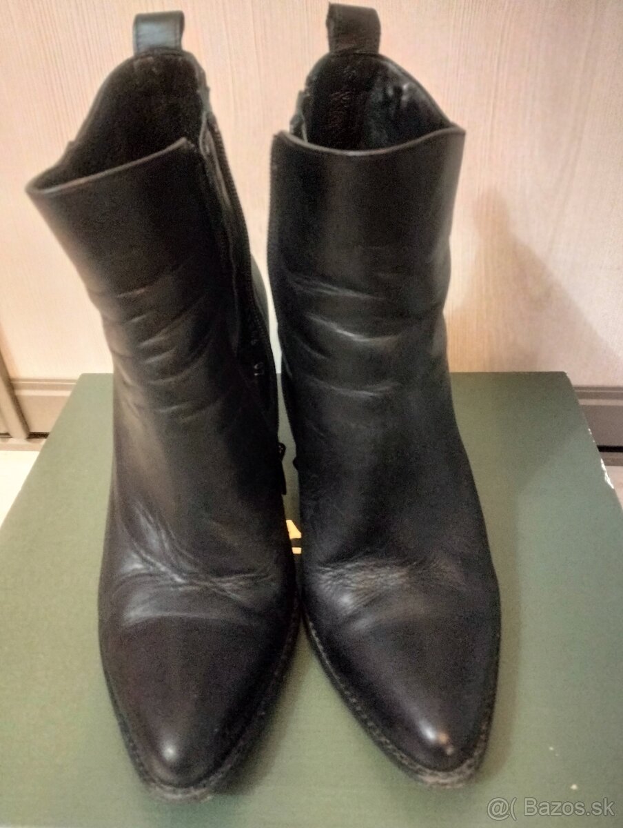 Predám dámske čižmičky Gino Rossi - 3