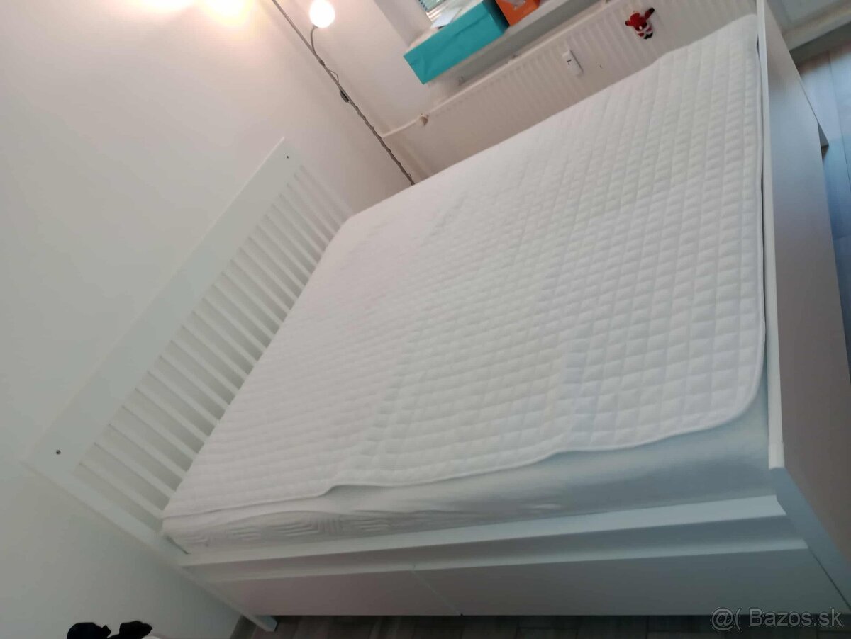 Manželská posteľ - 3