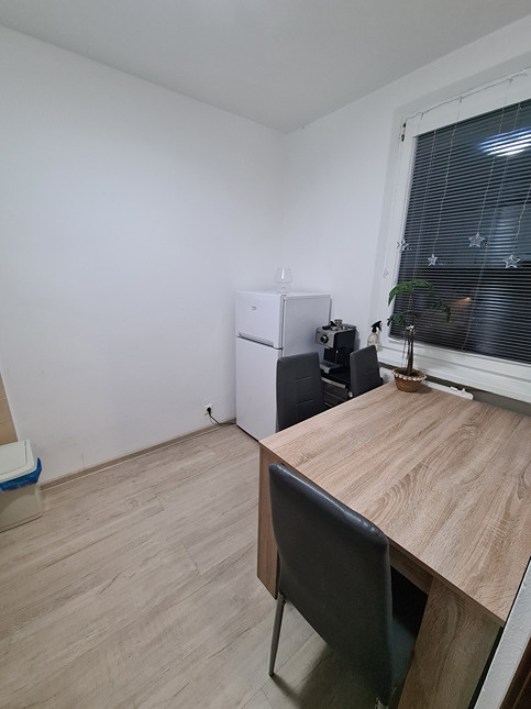 1-izb. byt Fončorda - Tulská ulica, pekný -zariadený - 3