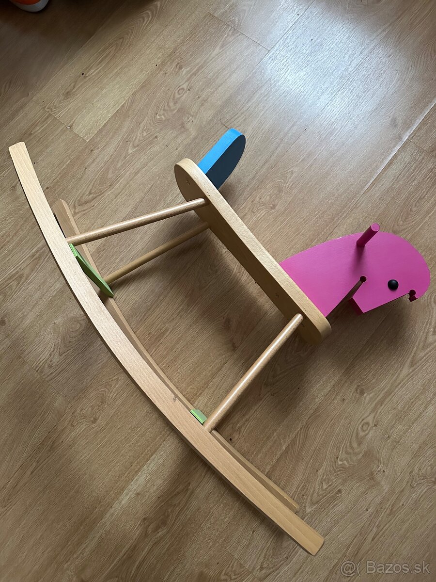 Nádherný drevený koník - 3