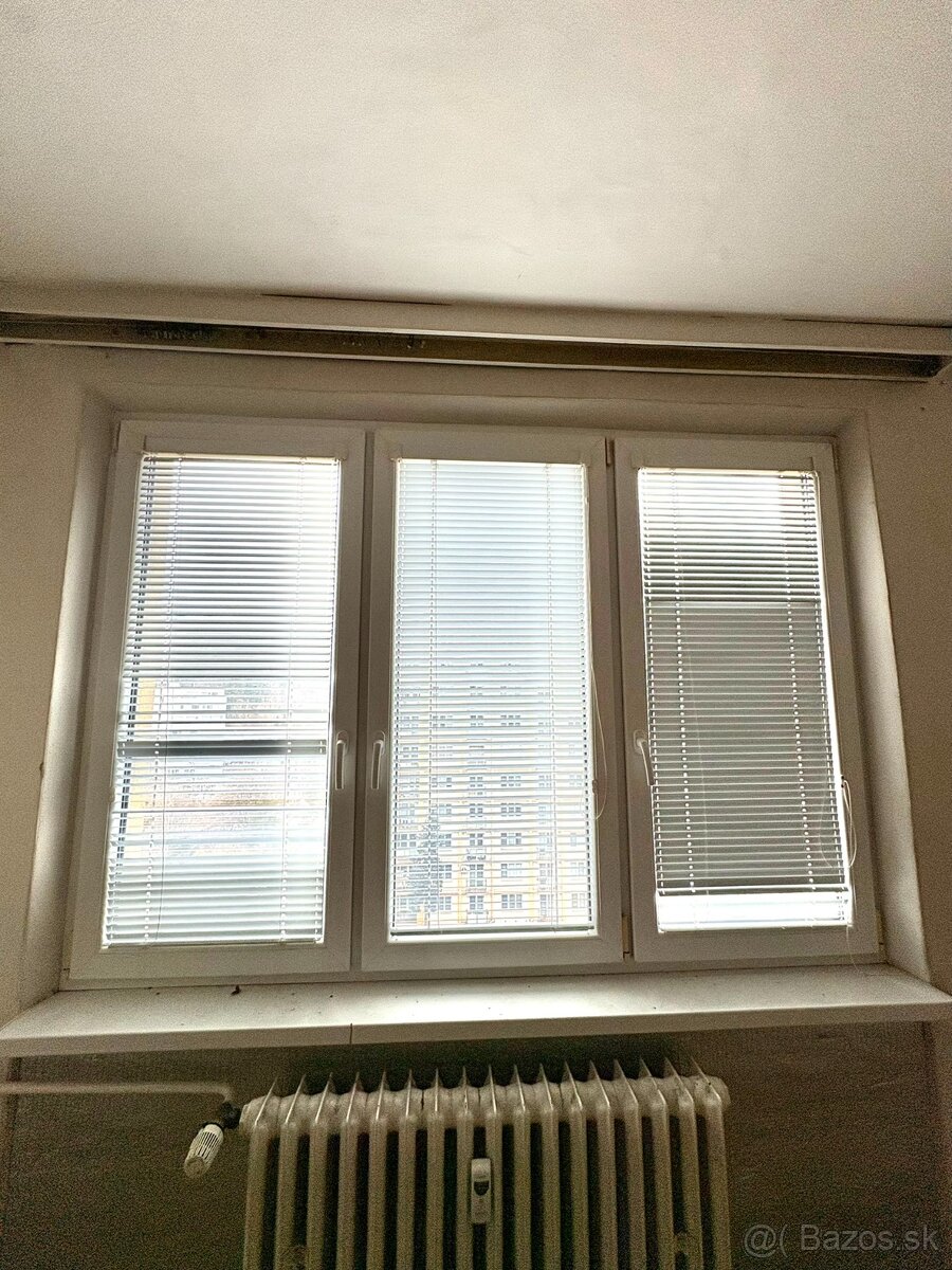 Plastové okná Rehau - použité - 3