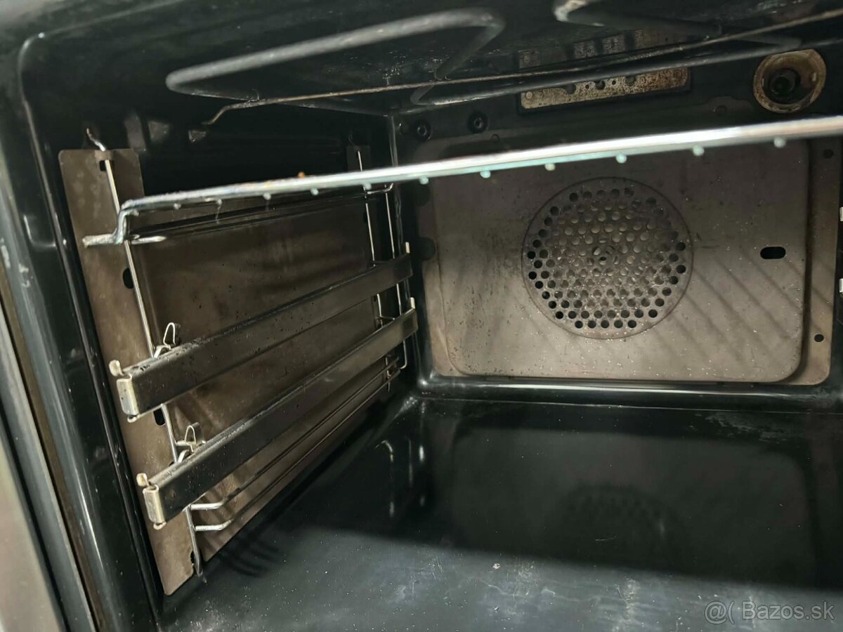 Whripool Vstavaná Rúra - 3