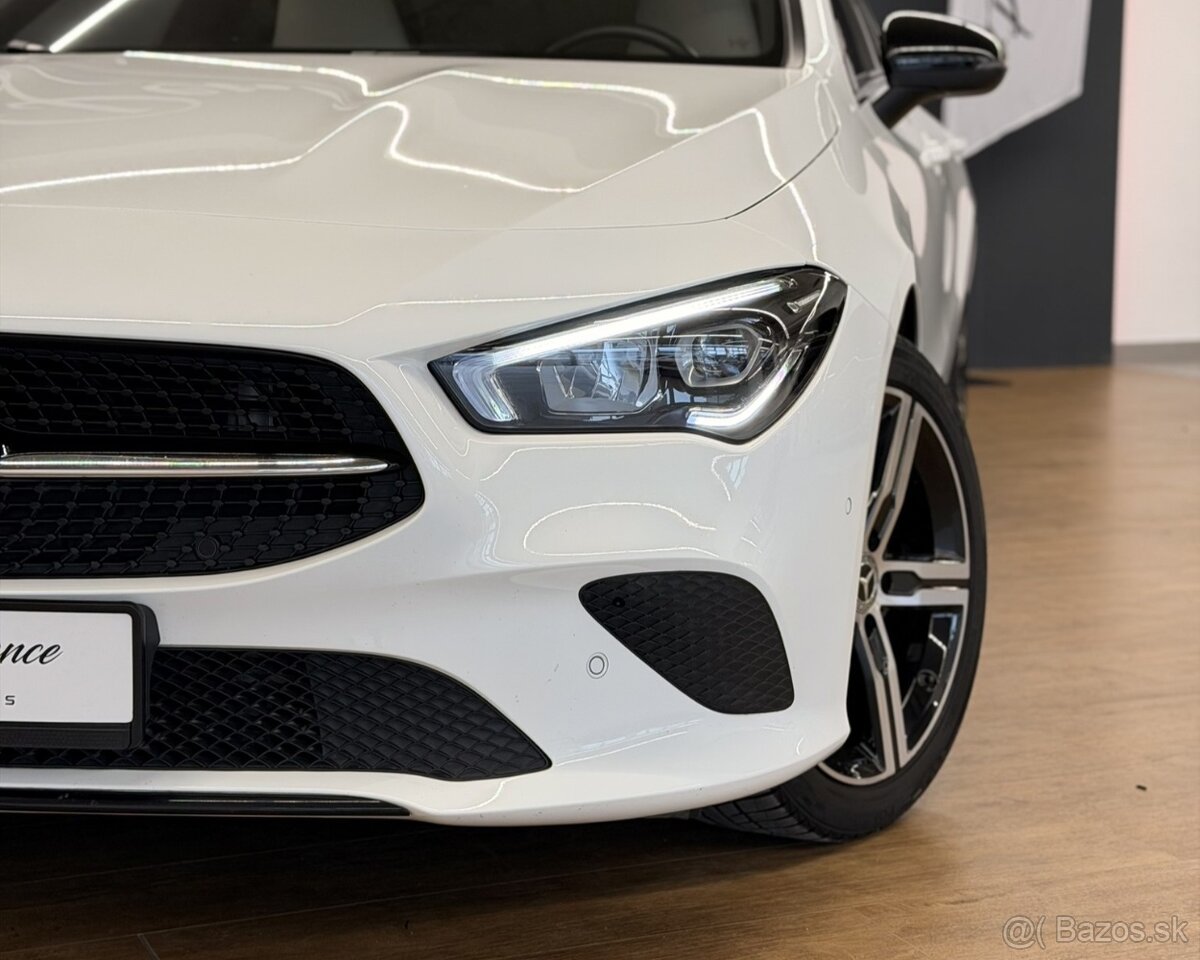 Mercedes-Benz CLA180 Avantgarde - 3