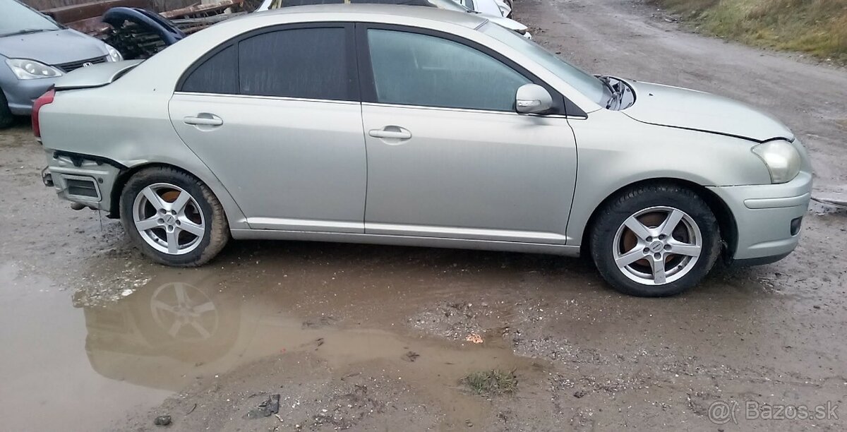Toyota Avensis 2,0D 93kw - 3