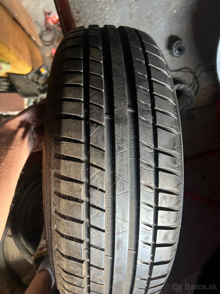 Road Performance 196/65r15 - 3
