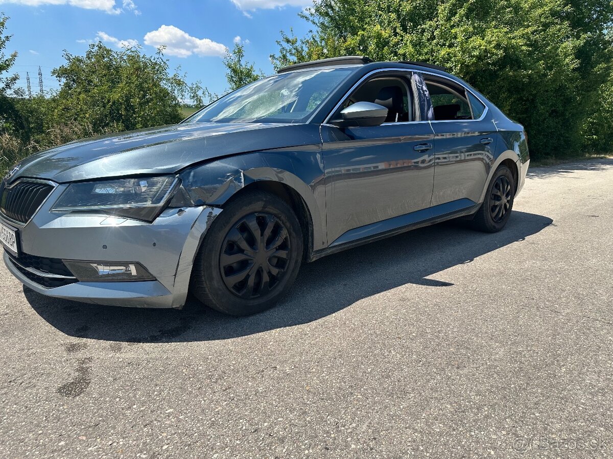 Predám / vymením Škoda Superb 1.6 TDI (2017) - 3