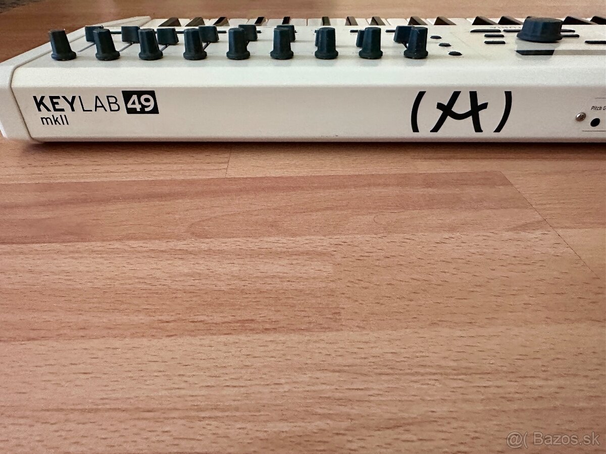 Predám Arturia Keylab mkII 49 MIDI keyboard - 3