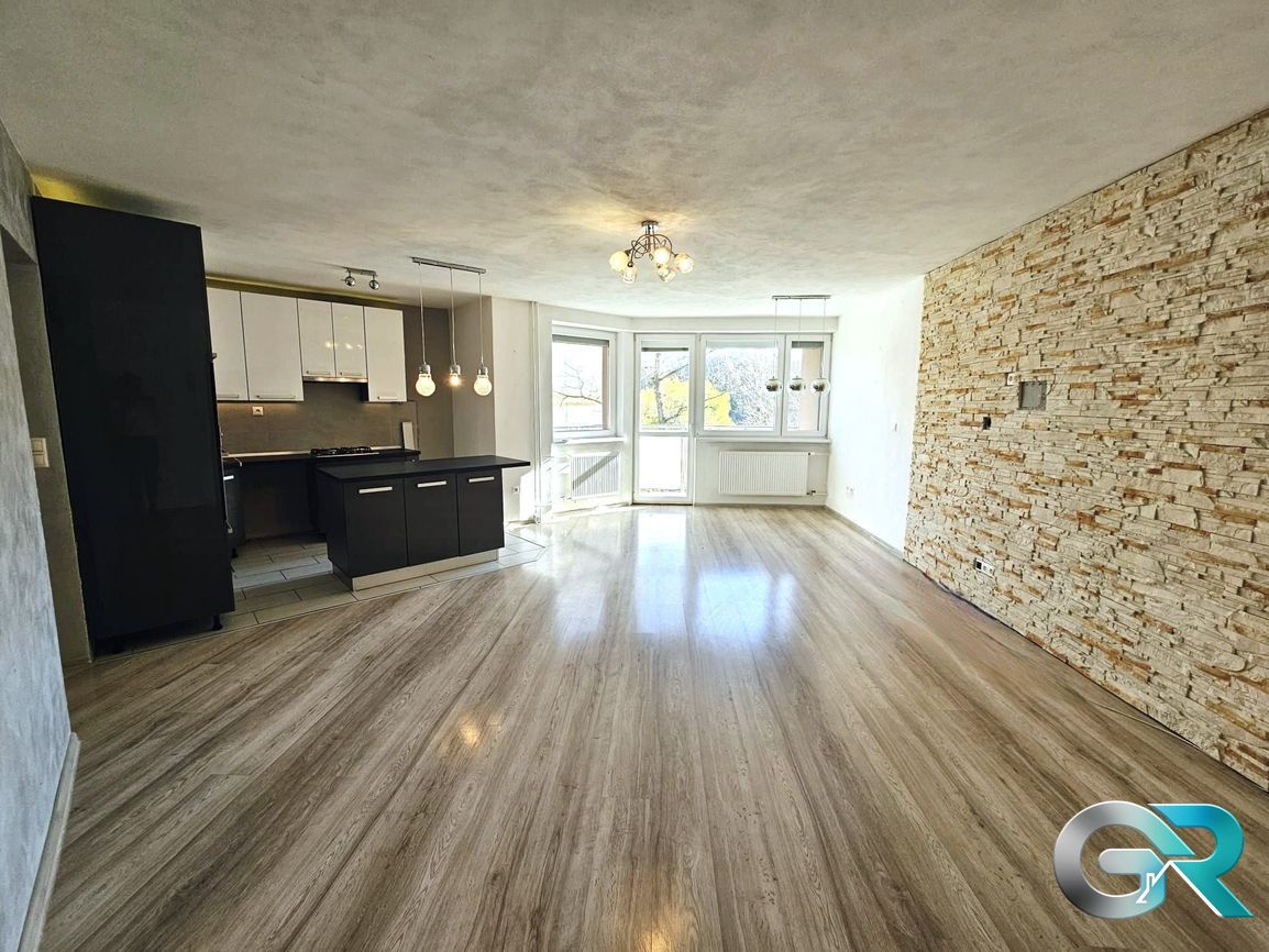 Exkluzívne ponúkame na predaj veľkometrážny 4-izbový byt, sí - 3