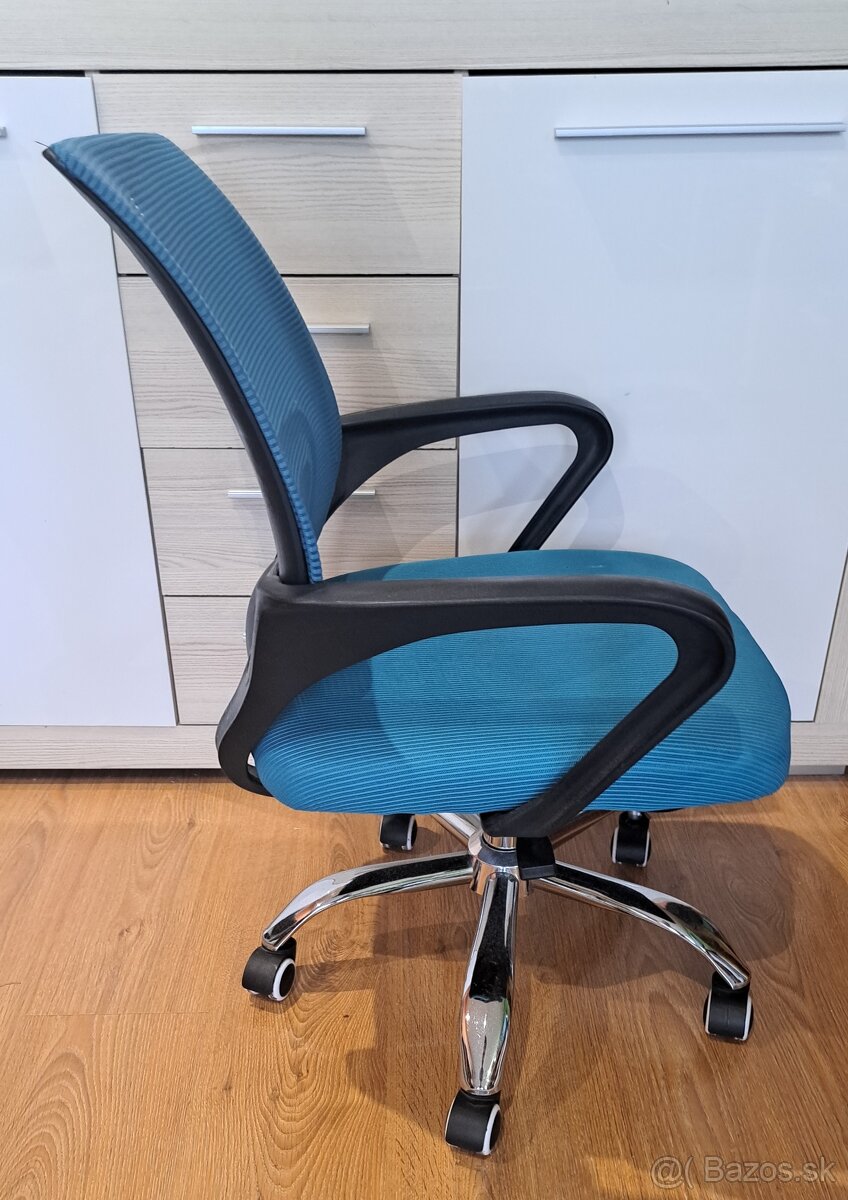 Kancelarska stolička vhodná pre deti - 3