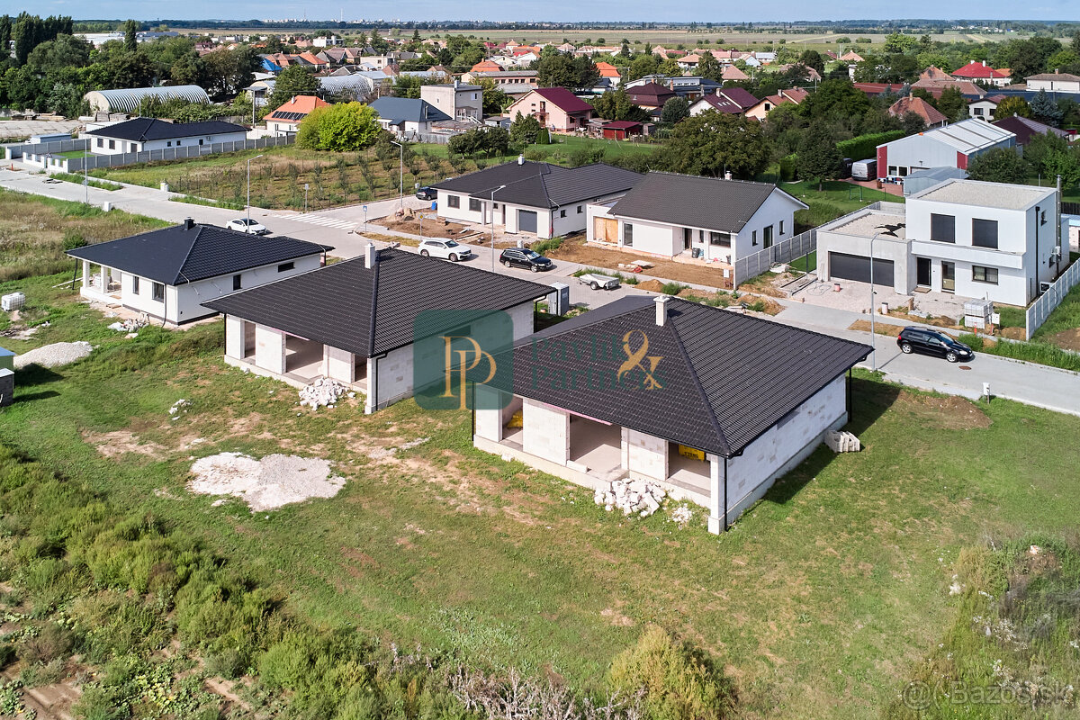 Predaj 4 izbový rodinný dom, novostavba, garáž - 3