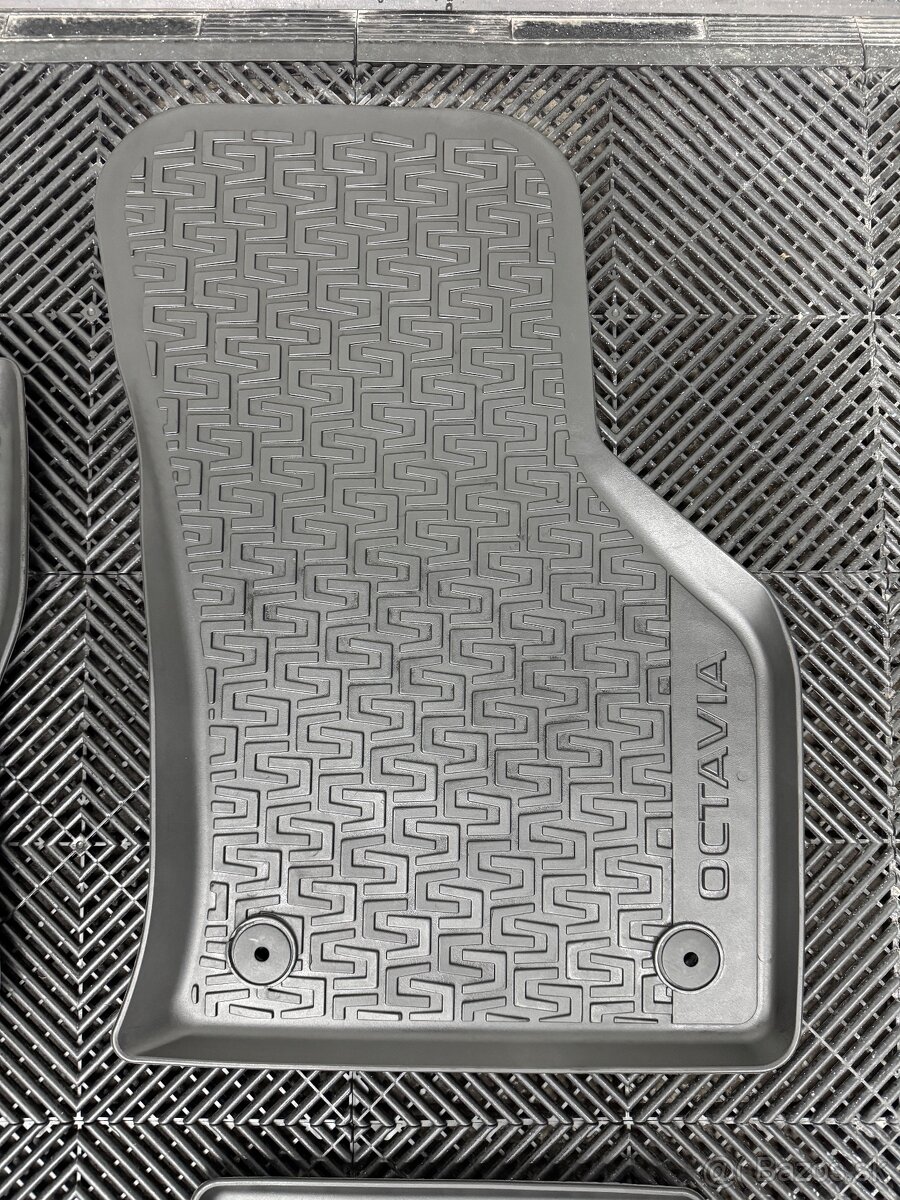 Originálne zánovné autorohože Škoda Octavia - 3