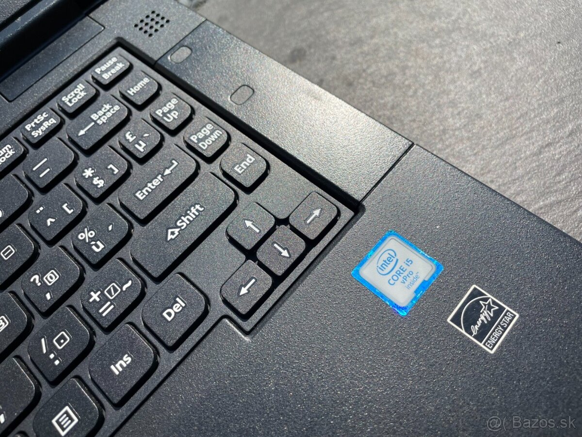 vojenský Panasonic CF-54 - 6.gen CPU / COM port / 4G LTE - 3