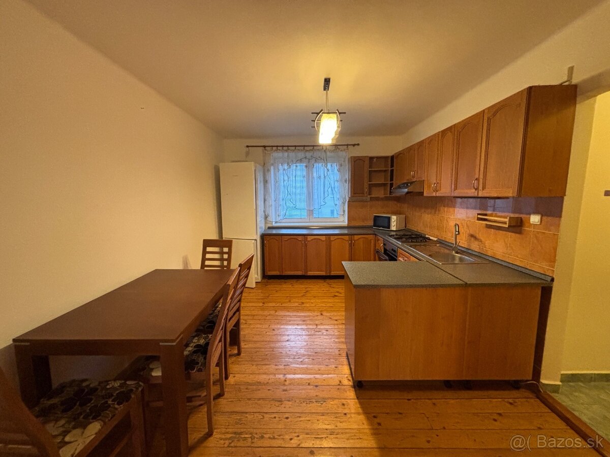 Na predaj ponúkame 2 - izbový byt v HC - 3