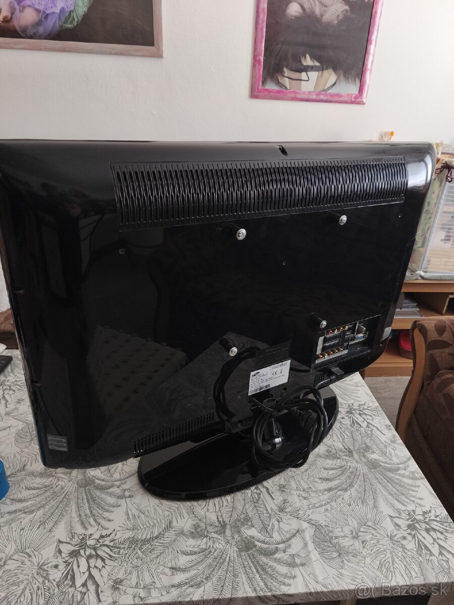LCD tv Samsung Model- LE32R86BD - 3